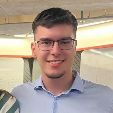 reddit-mcp-server